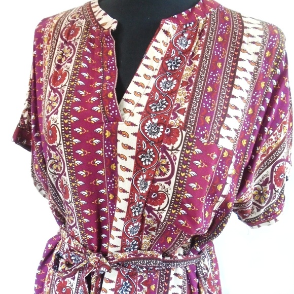 F21 Belted Patterned Shift Dress - Picture 5 of 7